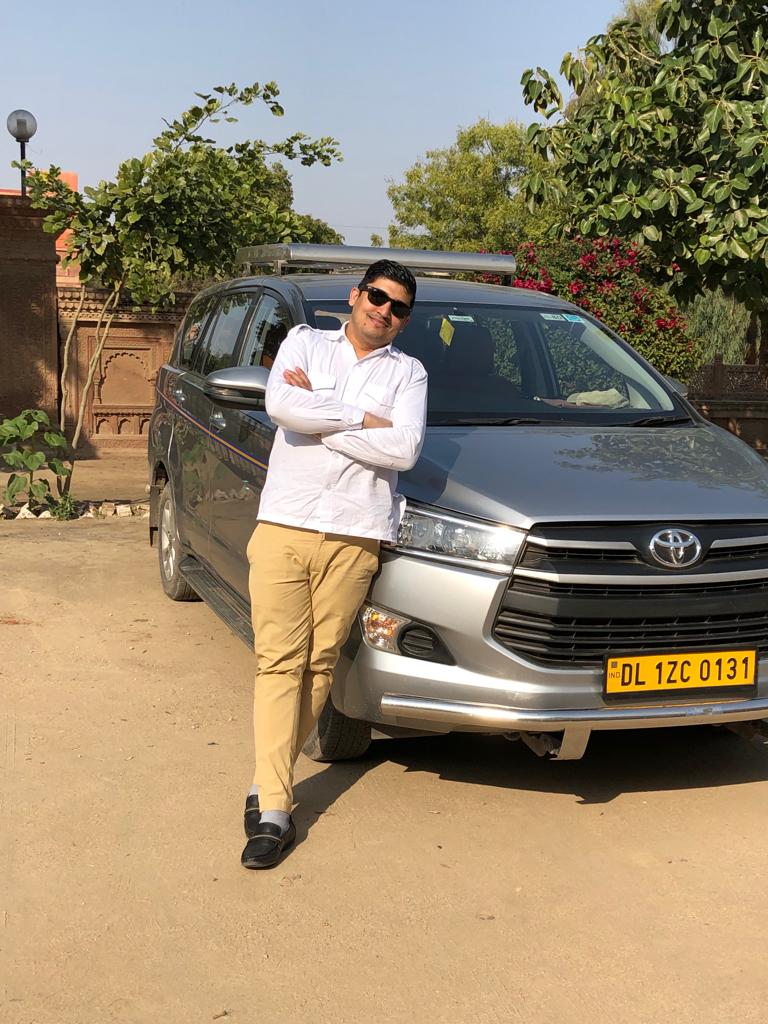 Driver In Bharat - Amit Sharma | chauffeur en Inde du Nord